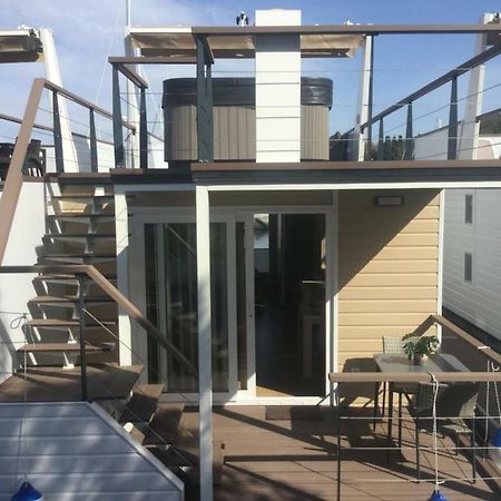 Floating Sea House Shark 1 Apartment Lucija Exterior photo