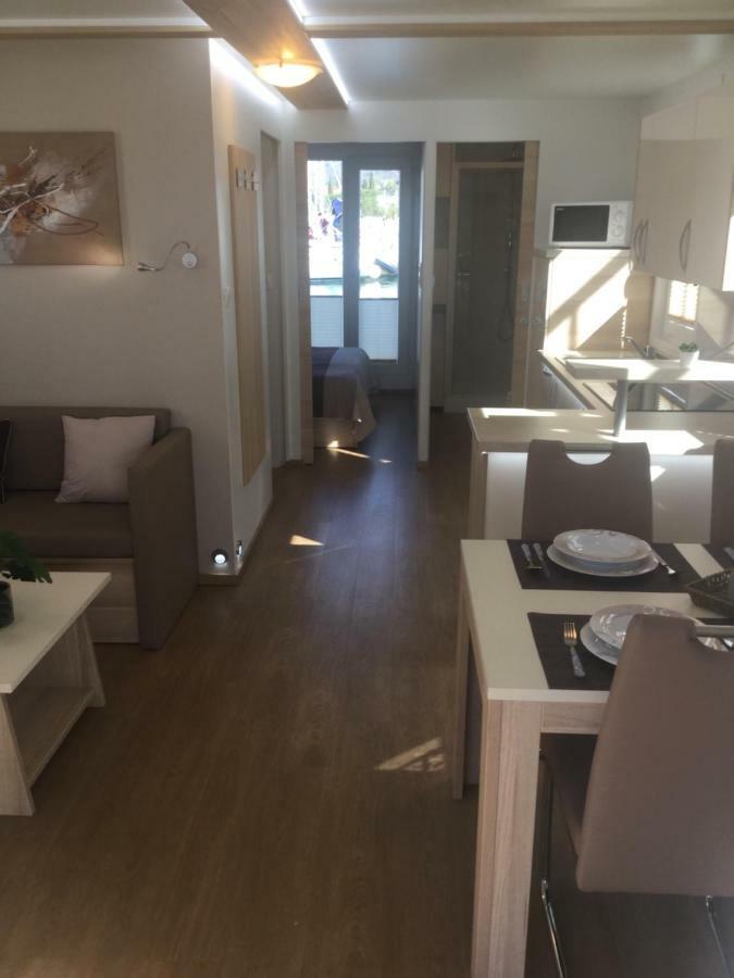 Floating Sea House Shark 1 Apartment Lucija Exterior photo